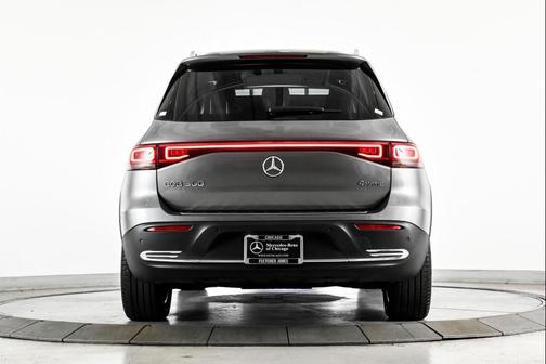 2023 Mercedes-Benz EQB 300 4MATIC
