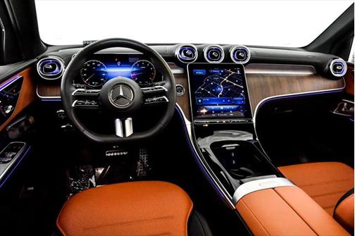 2025 Mercedes-Benz GLC 300 4MATIC