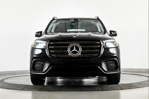 2026 Mercedes-Benz GLS 450 4MATIC