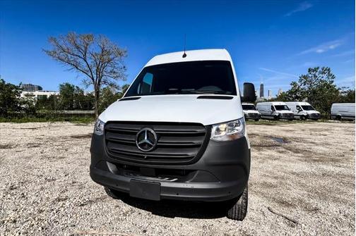 2025 Mercedes-Benz Sprinter 2500 Standard Roof