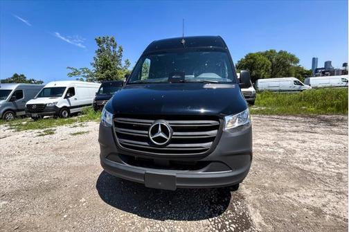 2025 Mercedes-Benz Sprinter 2500 High Roof