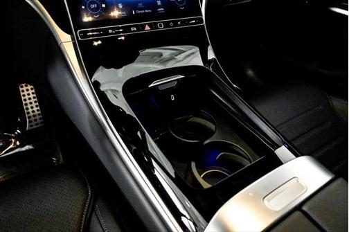 2024 Mercedes-Benz GLC 300 4MATIC