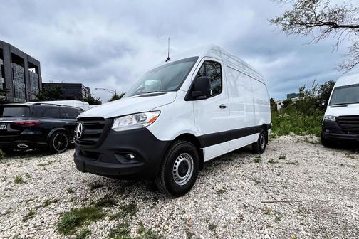 2025 Mercedes-Benz Sprinter 2500 Standard Roof