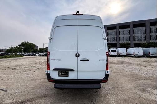 2025 Mercedes-Benz Sprinter 2500 Standard Roof