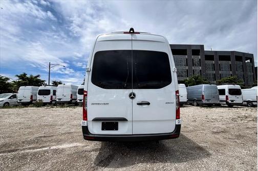 2025 Mercedes-Benz Sprinter 2500 High Roof