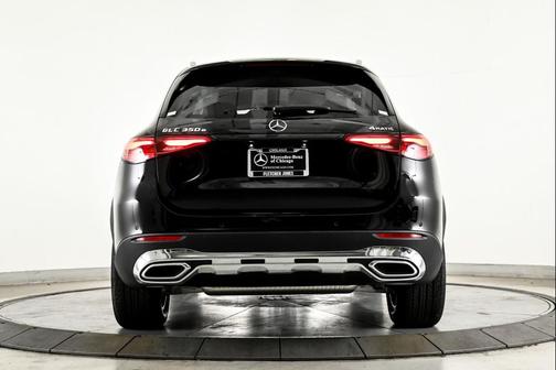 2025 Mercedes-Benz GLC 350e Base