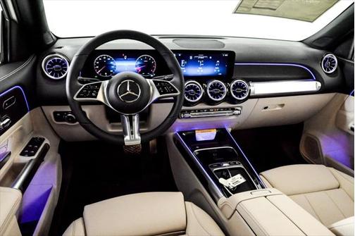 2025 Mercedes-Benz GLB 250 4MATIC