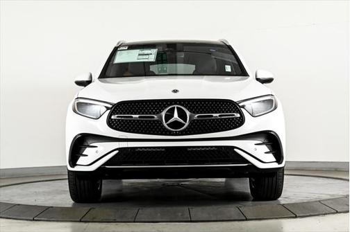 2025 Mercedes-Benz GLC 300 4MATIC