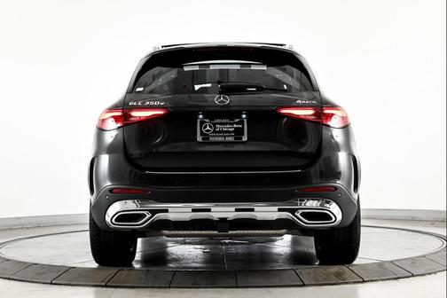 2025 Mercedes-Benz GLC 350e Base