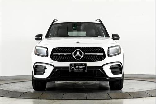2025 Mercedes-Benz GLB 250 4MATIC
