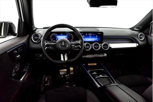 2025 Mercedes-Benz GLB 250 4MATIC
