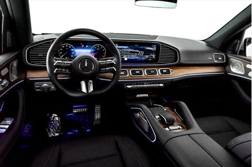 2025 Mercedes-Benz GLS 450 4MATIC