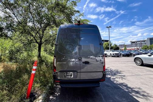 2025 Mercedes-Benz Sprinter 2500 High Roof