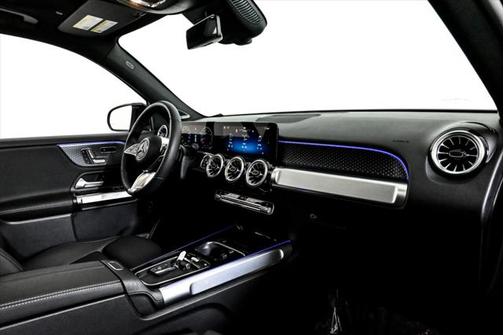 2024 Mercedes-Benz GLB 250 4MATIC