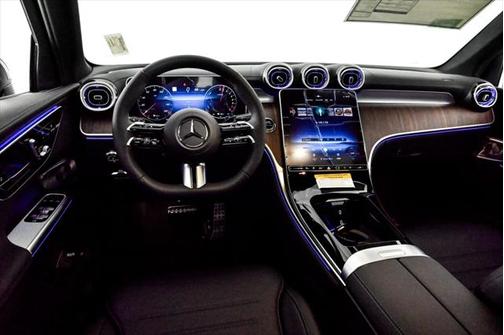 2025 Mercedes-Benz GLC 350e Base