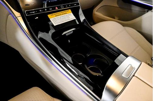2025 Mercedes-Benz GLC 350e Base