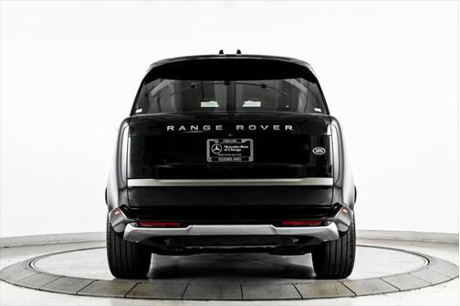 2023 Land Rover Range Rover P400 SE