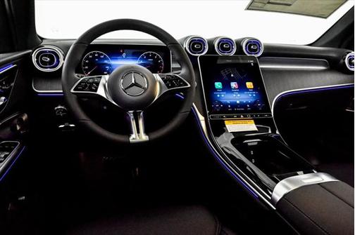 2025 Mercedes-Benz GLC 300 4MATIC