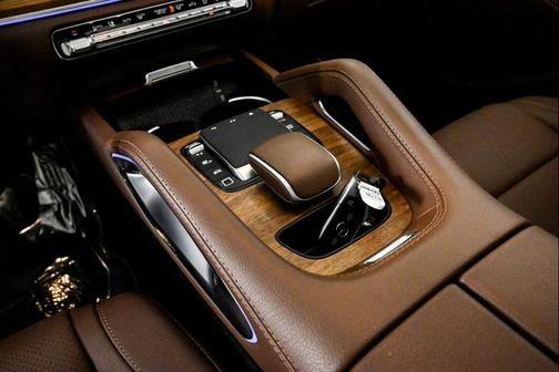 2025 Mercedes-Benz GLE 450e 4MATIC