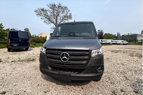 2025 Mercedes-Benz Sprinter 2500 Standard Roof