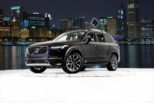 2019 Volvo XC90 T6 Momentum