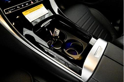 2025 Mercedes-Benz GLC 350e Base