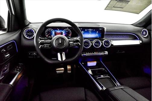 2025 Mercedes-Benz GLB 250 4MATIC
