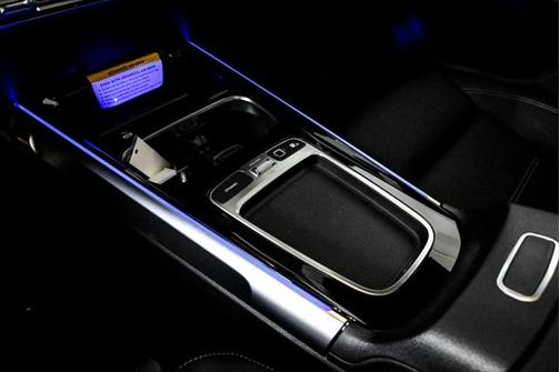 2025 Mercedes-Benz GLB 250 4MATIC
