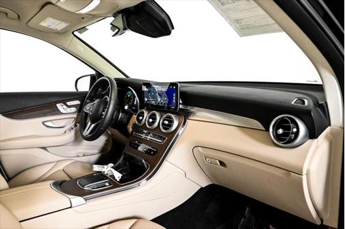 2022 Mercedes-Benz GLC 300 4MATIC