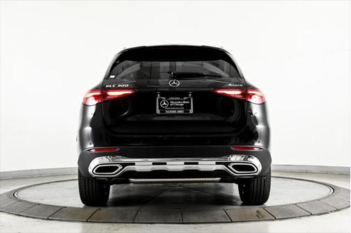 2025 Mercedes-Benz GLC 300 4MATIC