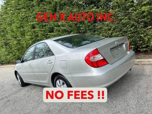 2004 Toyota Camry LE