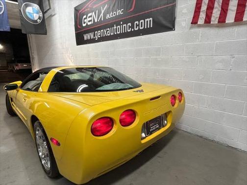 2003 Chevrolet Corvette Base