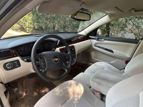 Other 2011 Chevrolet Impala LS