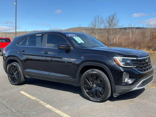 2024 Volkswagen Atlas Cross Sport 2.0T SE w/Technology 4MOTION