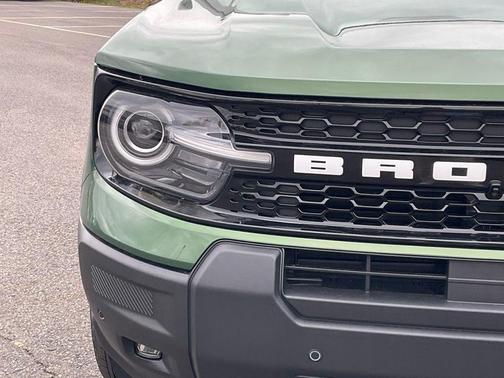 Eruption Green Metallic 2025 Ford Bronco Sport Outer Banks