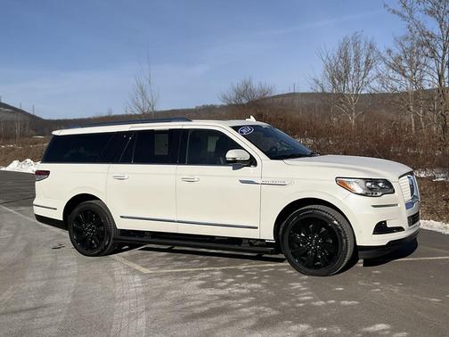 2024 Lincoln Navigator Reserve