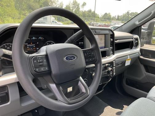 2025 Ford F-350 XLT