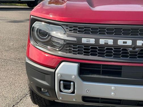 Ruby Red Metallic Tinted Clearcoat 2026 Ford Bronco Sport Badlands