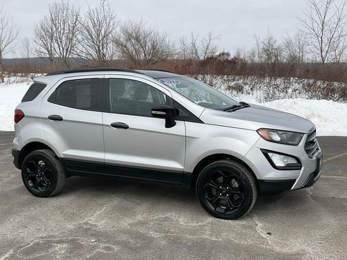 2022 Ford EcoSport SES