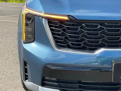 Mineral Blue 2025 Kia Sorento Hybrid EX