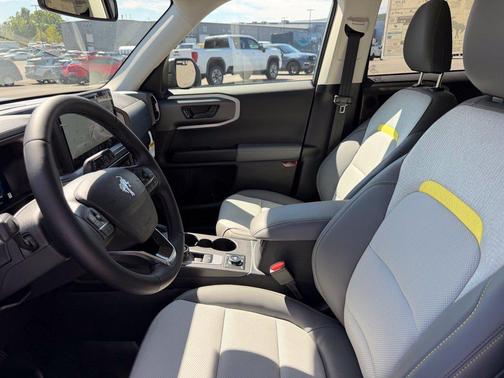 Azure Gray Metallic Tri-Coat 2026 Ford Bronco Sport Badlands