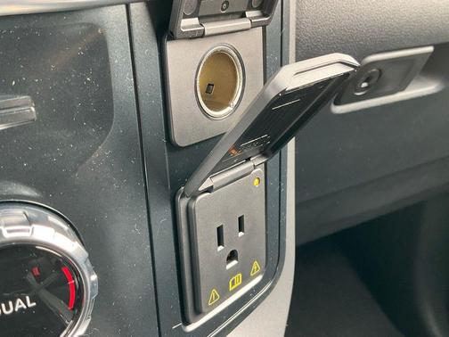 Agate Black Metallic 2026 Ford F-150 Lariat