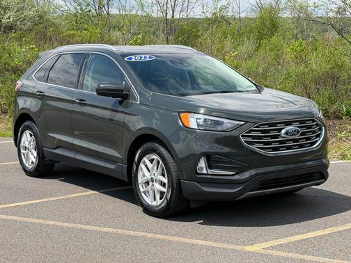 Forged Green Metallic 2022 Ford Edge SEL