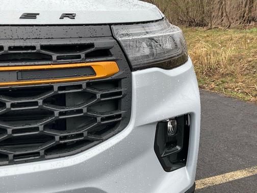 Space White Metallic 2026 Ford Explorer Tremor