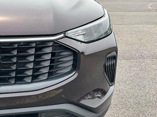 Cinnabar Red Metallic Premium Colorant 2023 Ford Escape Active