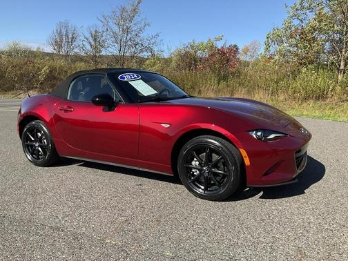 2024 Mazda MX-5 Miata Sport