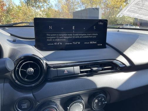 2024 Mazda MX-5 Miata Sport