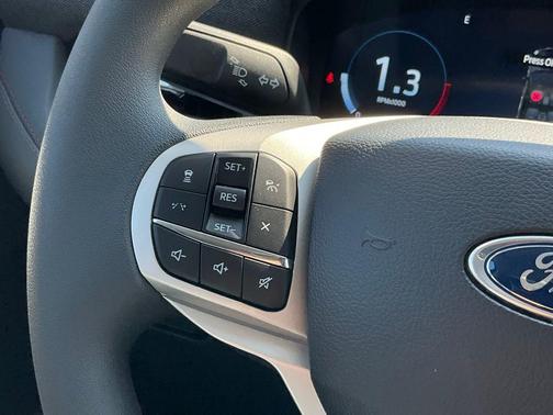 Agate Black Metallic 2026 Ford Explorer Active