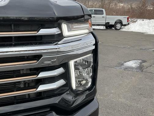 2023 Chevrolet Silverado 2500 High Country