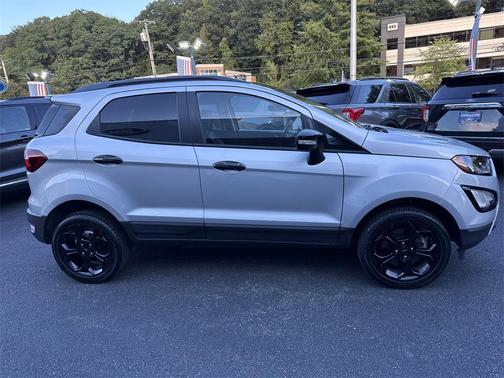 2022 Ford EcoSport SES